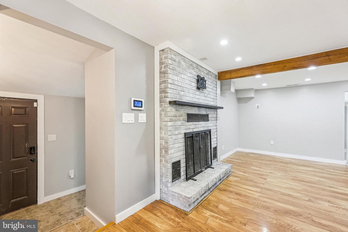 17804 Livingston Road photo 5
