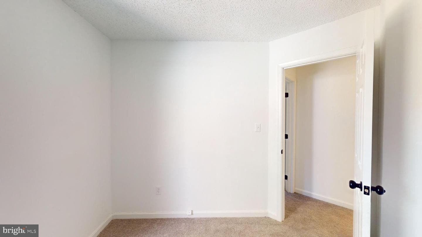 1038 Karen Boulevard photo 34