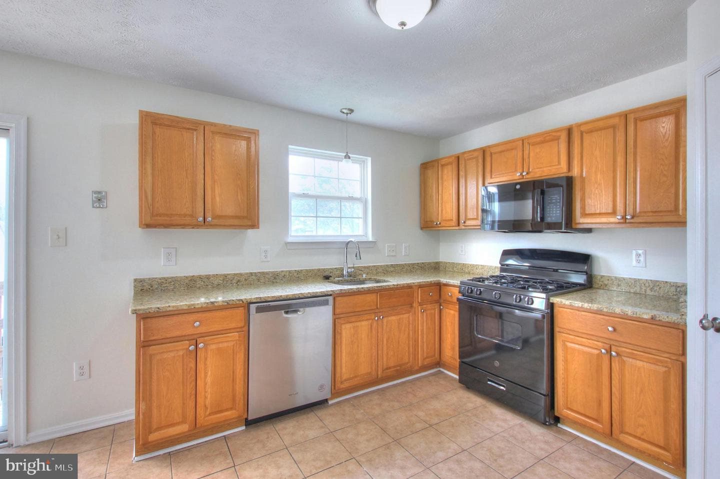 12807 Village Square Road photo 10