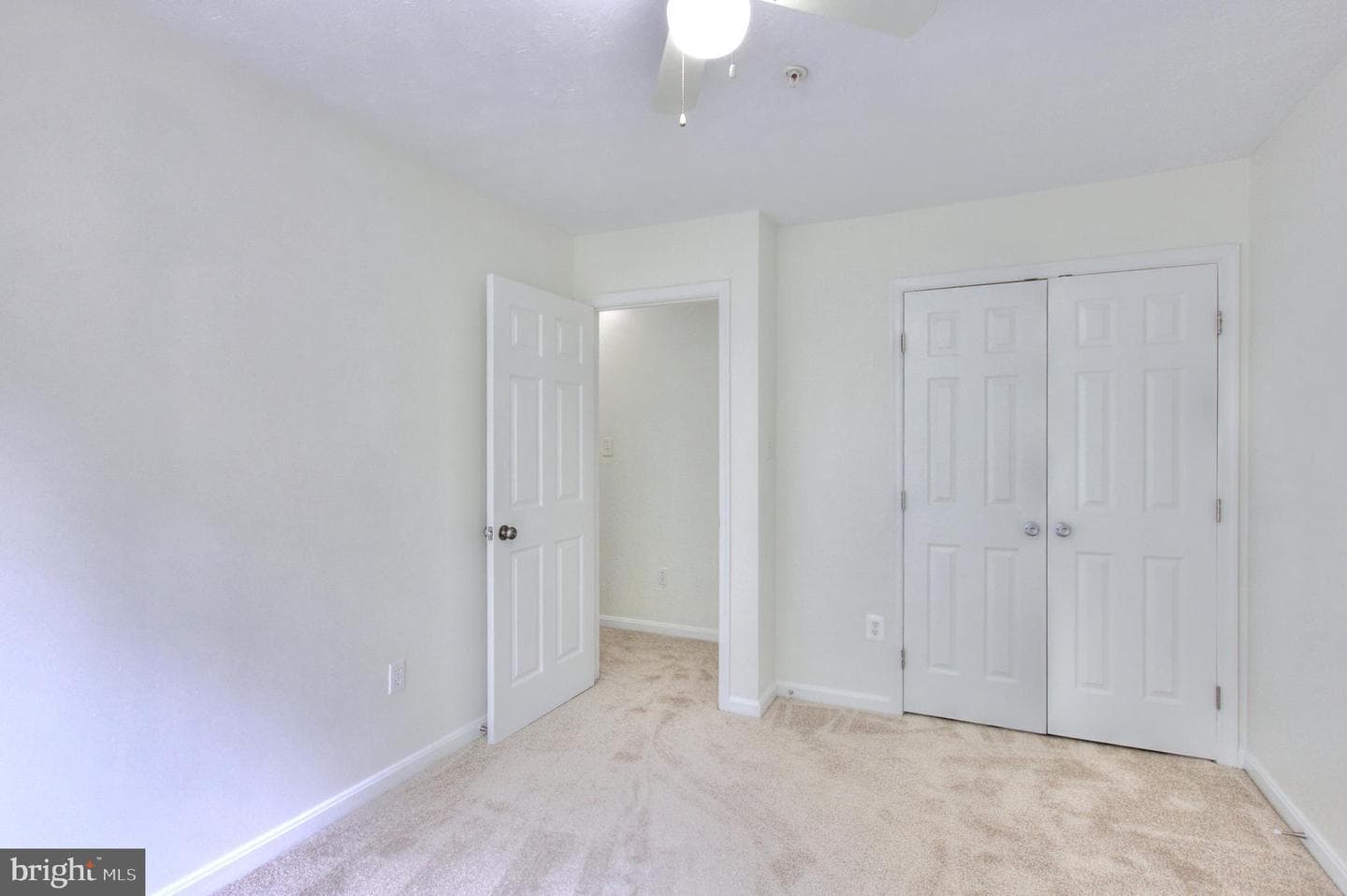 12807 Village Square Road photo 14