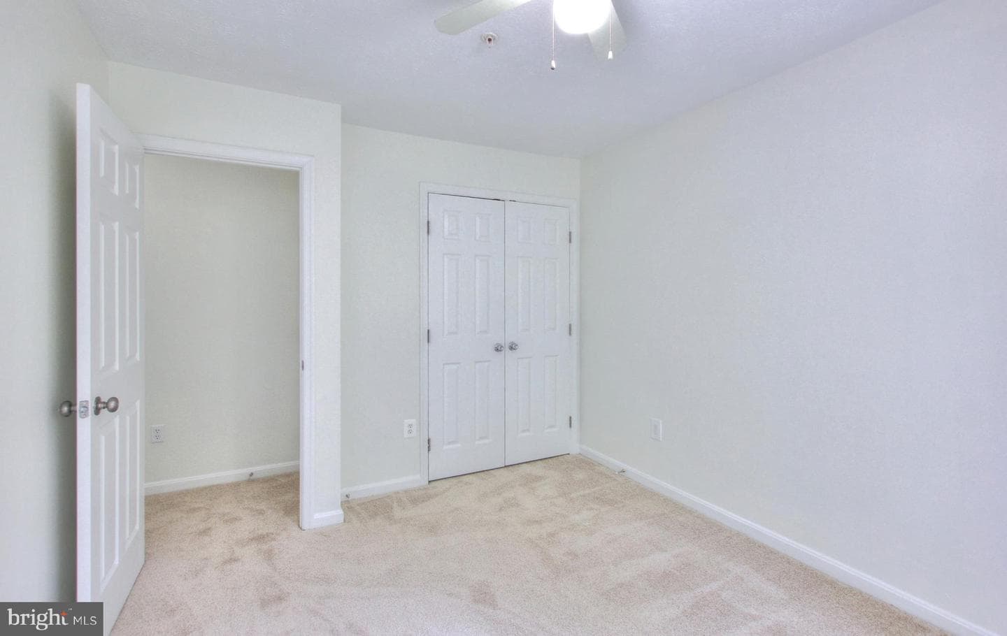 12807 Village Square Road photo 17