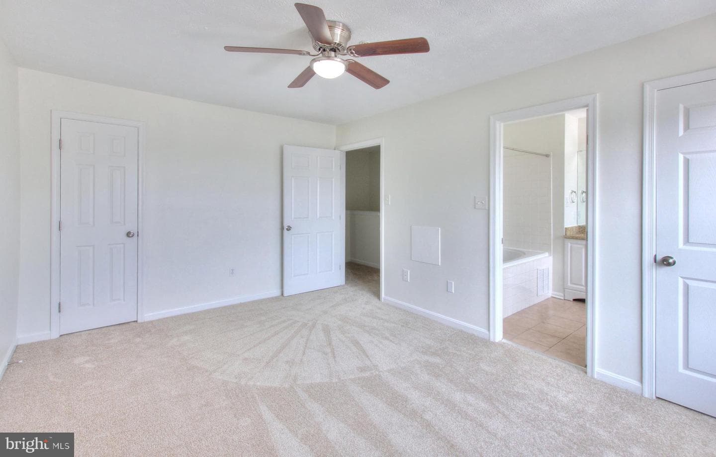 12807 Village Square Road photo 21