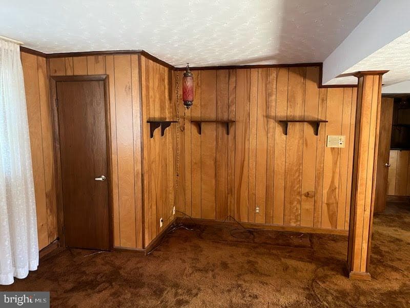 6913 Fulford Street photo 7
