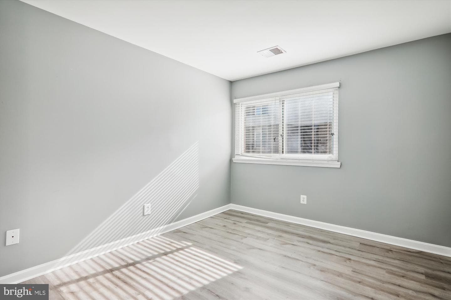 10218 Prince Place #10-T5 photo 14