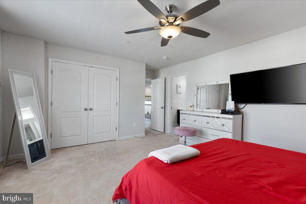 9005 Hunt Meadow Lane photo 31