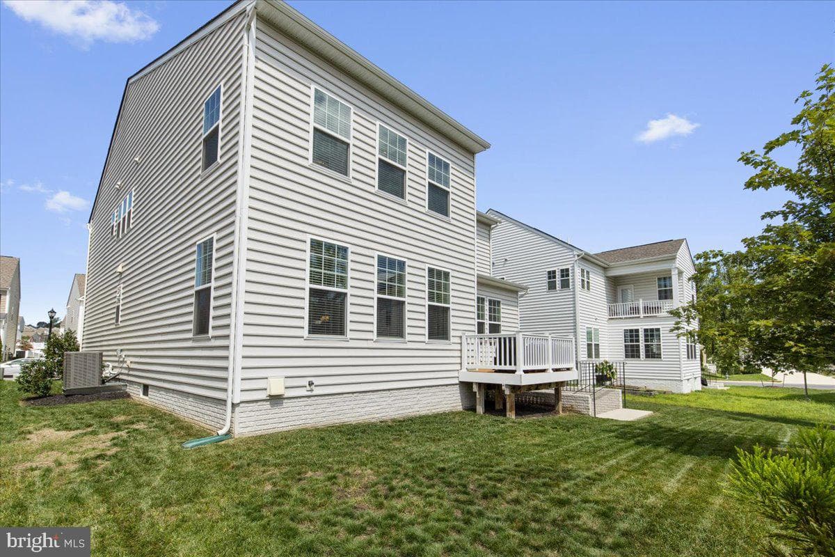 9005 Hunt Meadow Lane photo 45