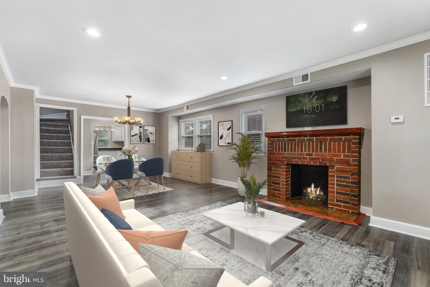 6321 Foster Street photo 4