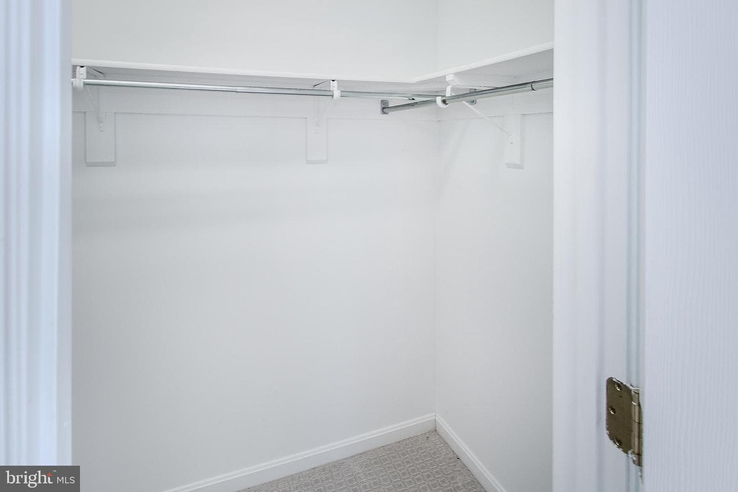 909 Amer Drive photo 22