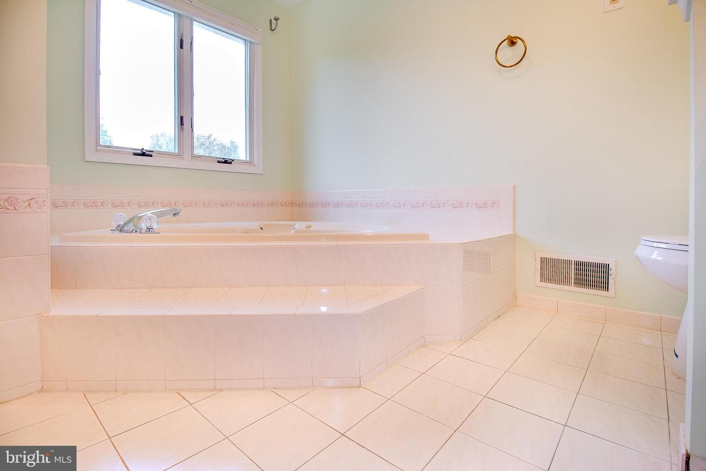 909 Amer Drive photo 25