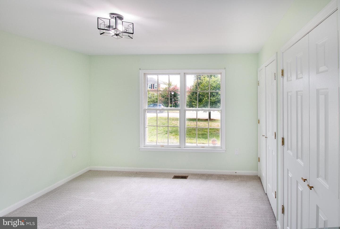 909 Amer Drive photo 27