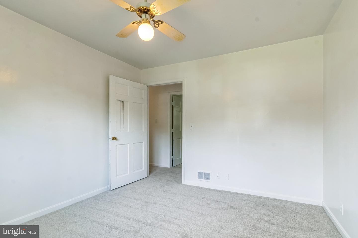8704 Timothy Road photo 24