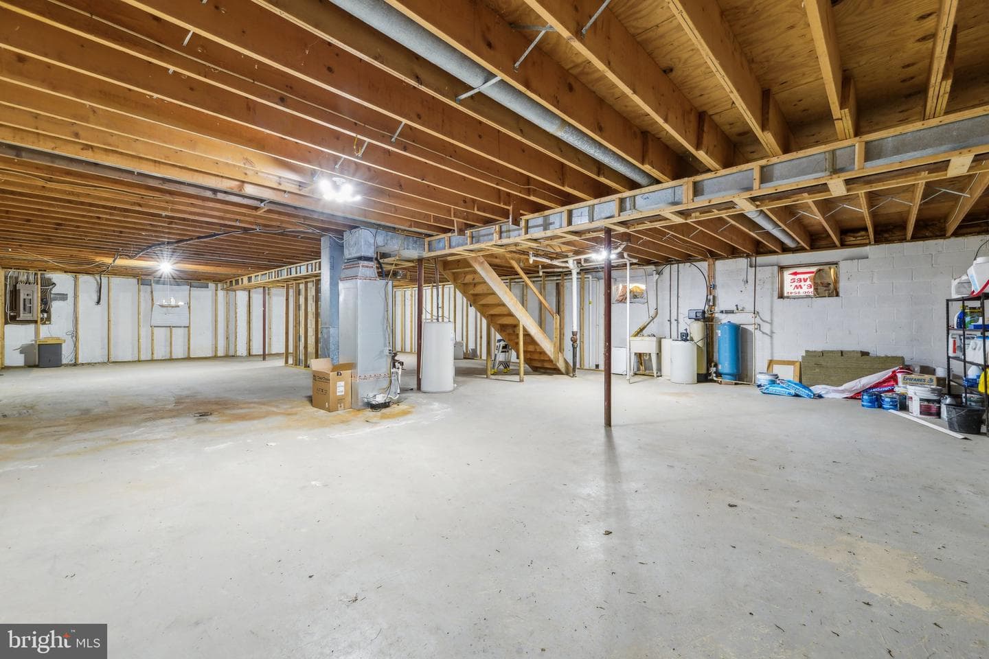 16812 Queen Anne Road photo 29