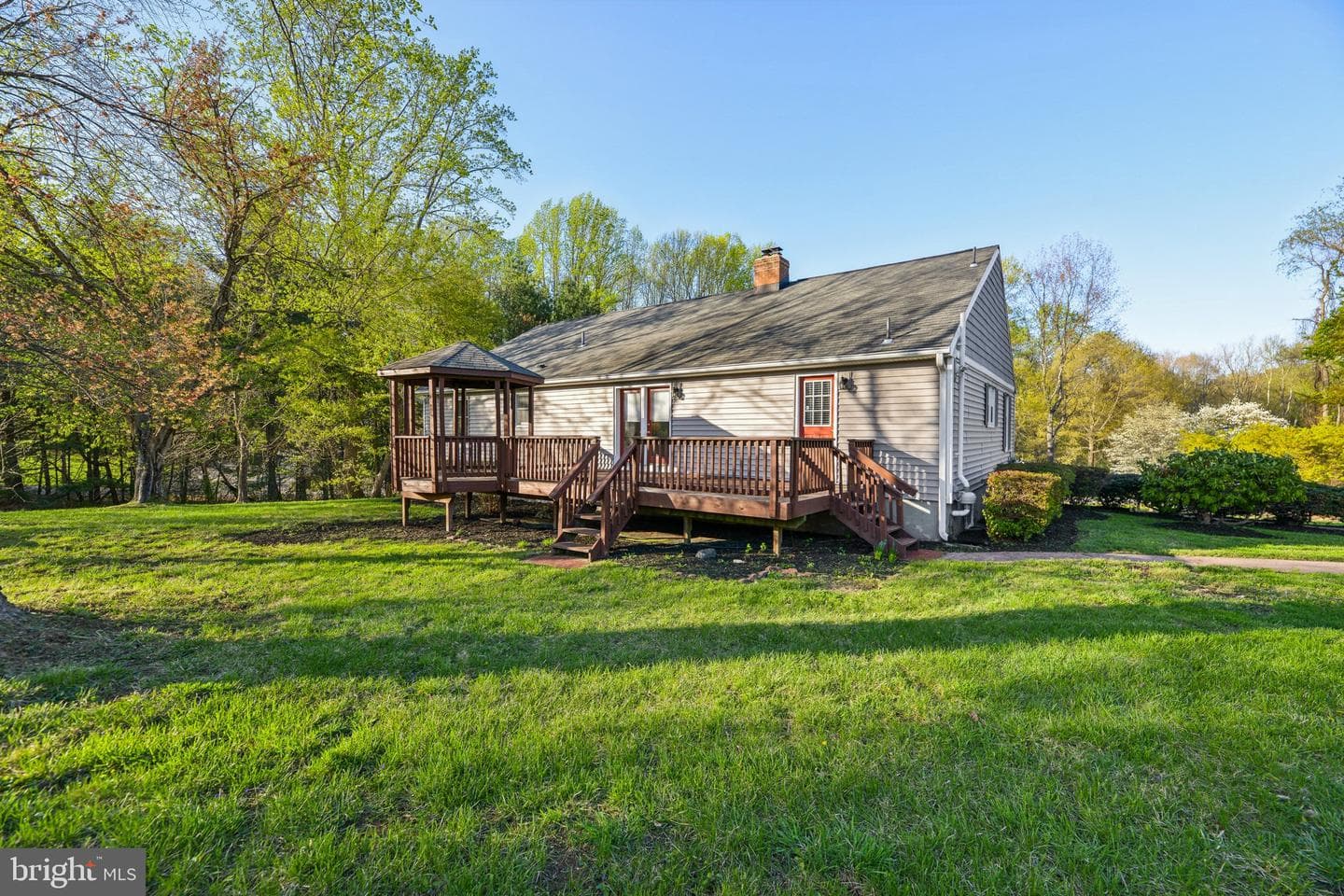 16812 Queen Anne Road photo 33