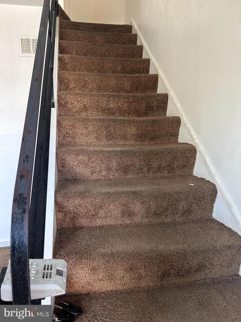 2507 Colebrooke Drive photo 4