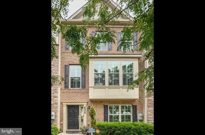 8920 Tower Place photo 1