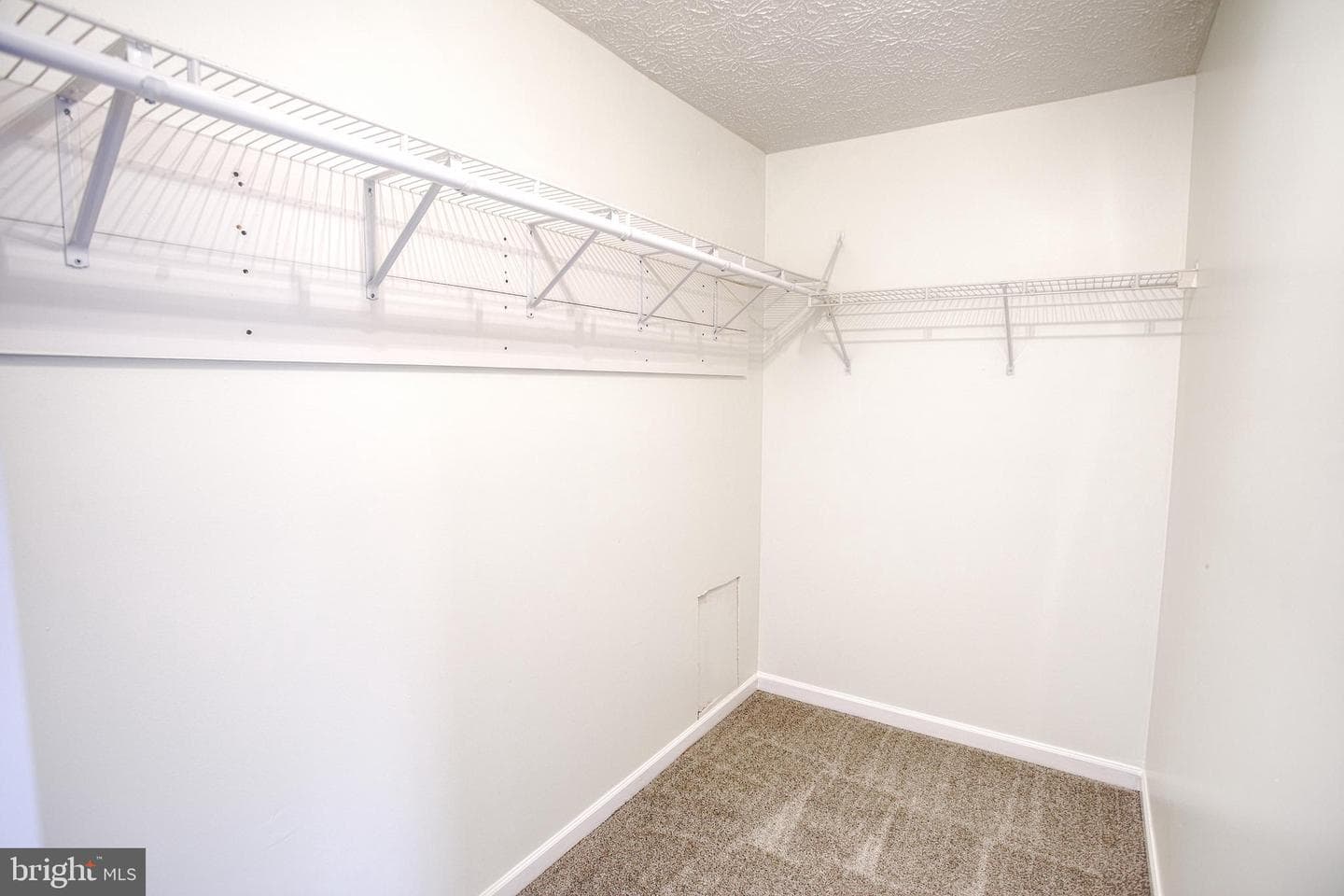 16400 Elysian Lane photo 19
