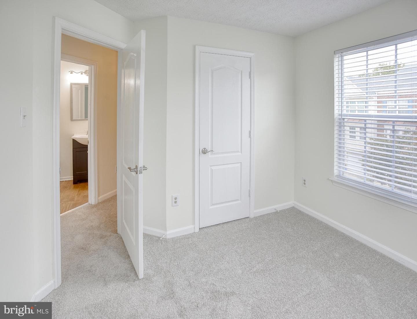 16400 Elysian Lane photo 24