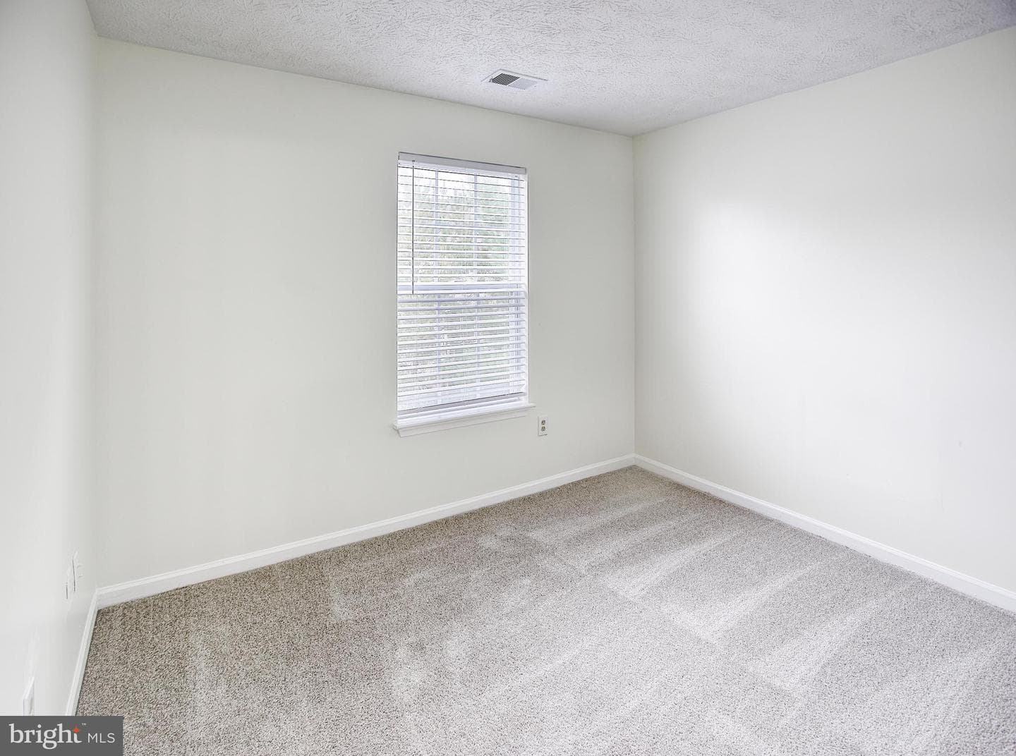 16400 Elysian Lane photo 25