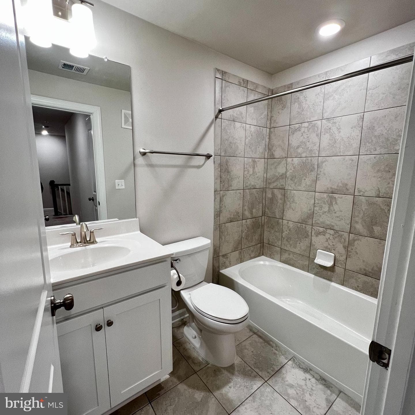 5529 Lanteen Street photo 17