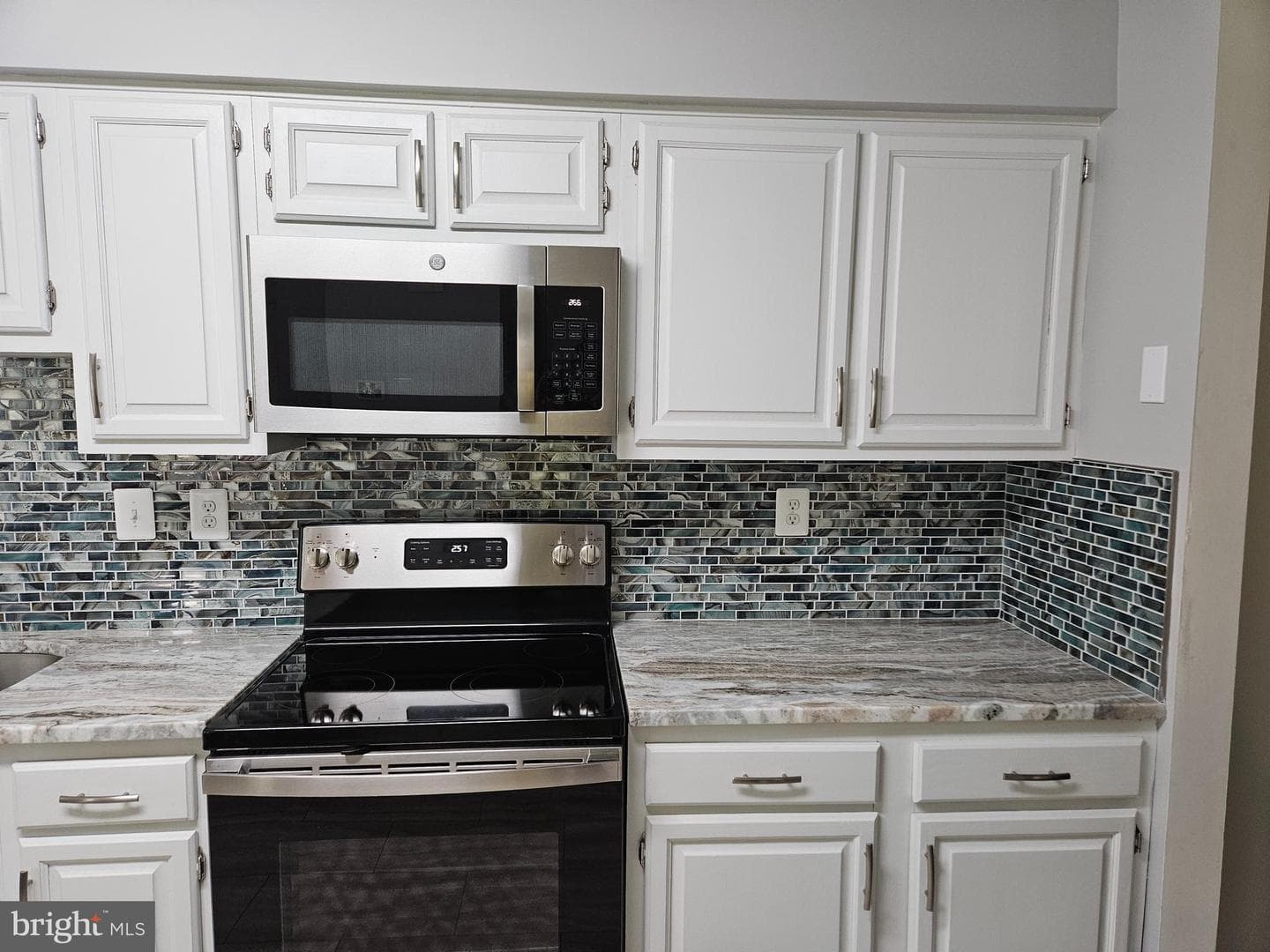 7828 Jacobs Drive photo 3