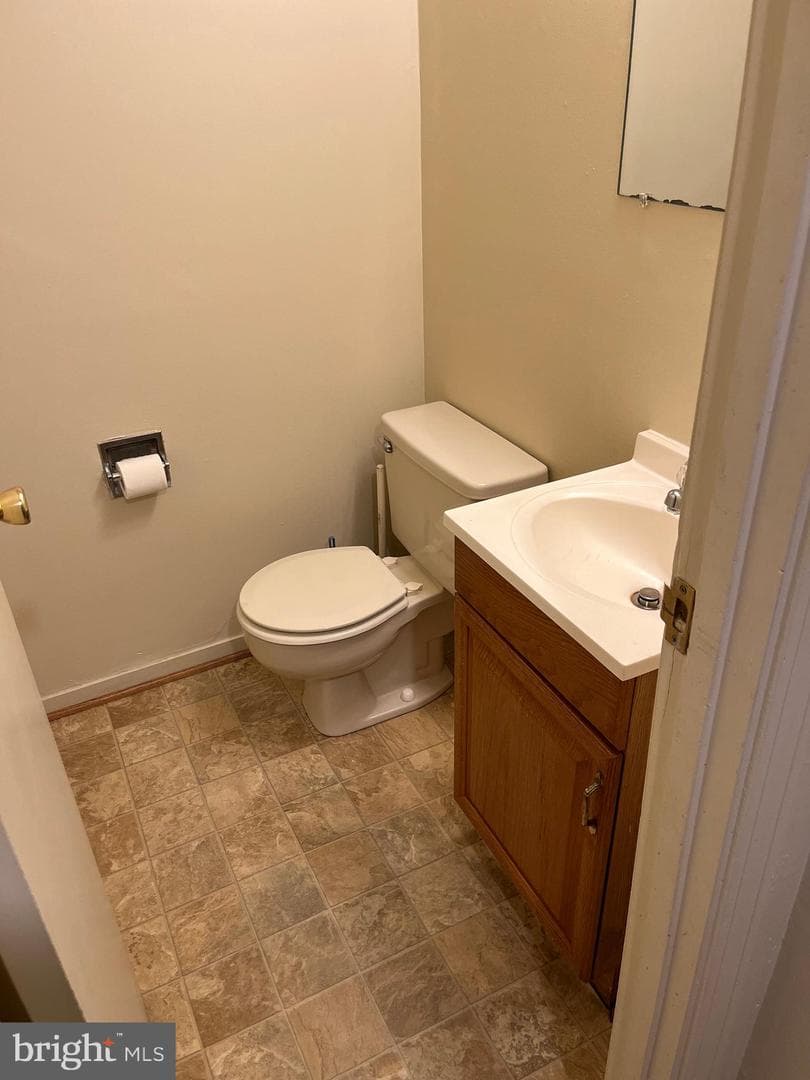332 Shady Glen Drive photo 12