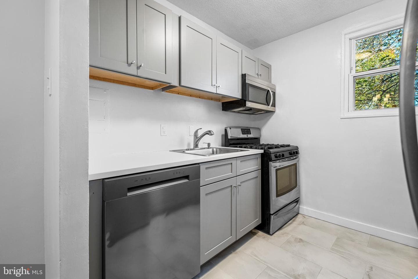 3829 Hamilton Street #E-204 photo 8