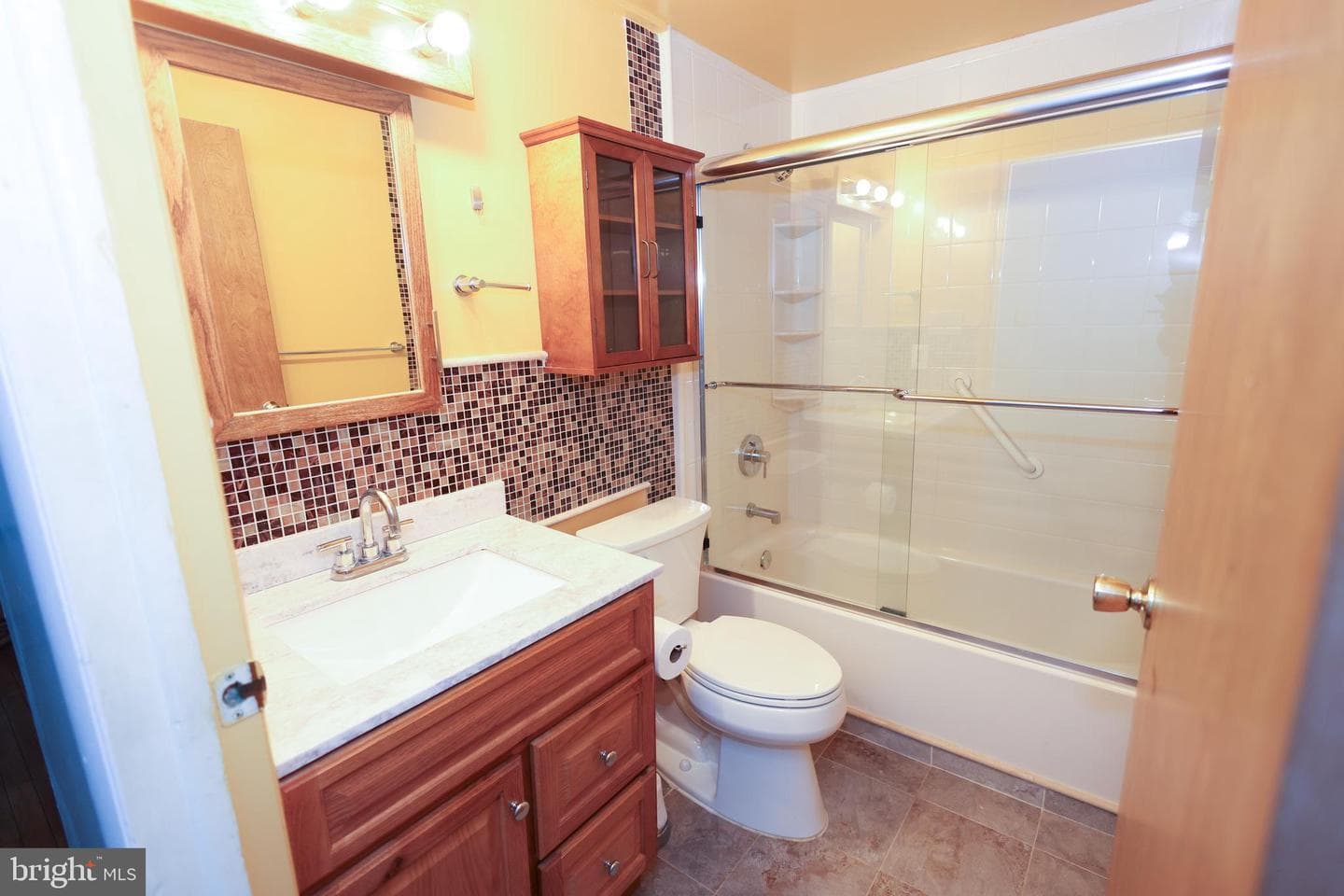 8301 Heatherwick Drive photo 36