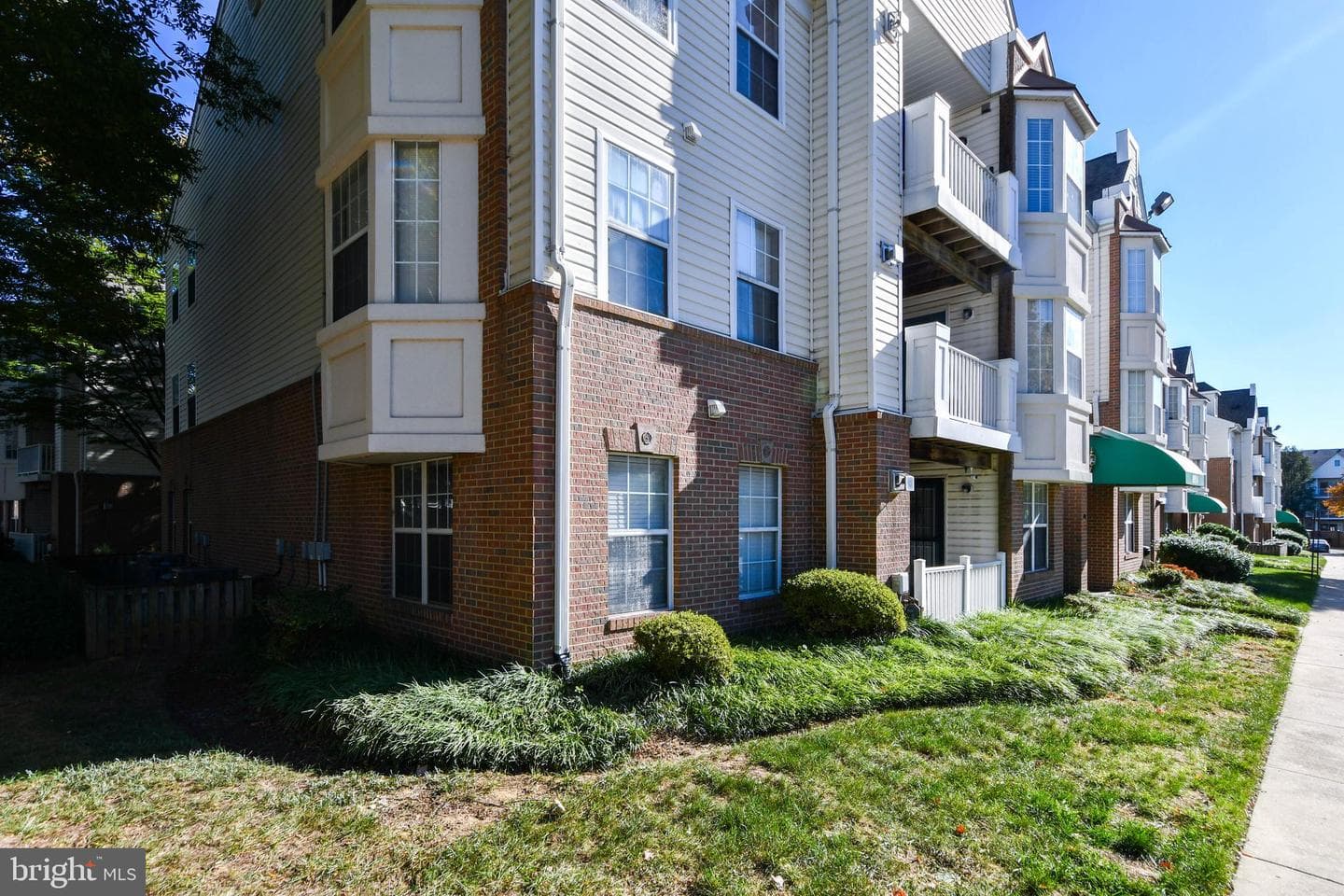 8951 Town Center Circle #3-103 photo 3