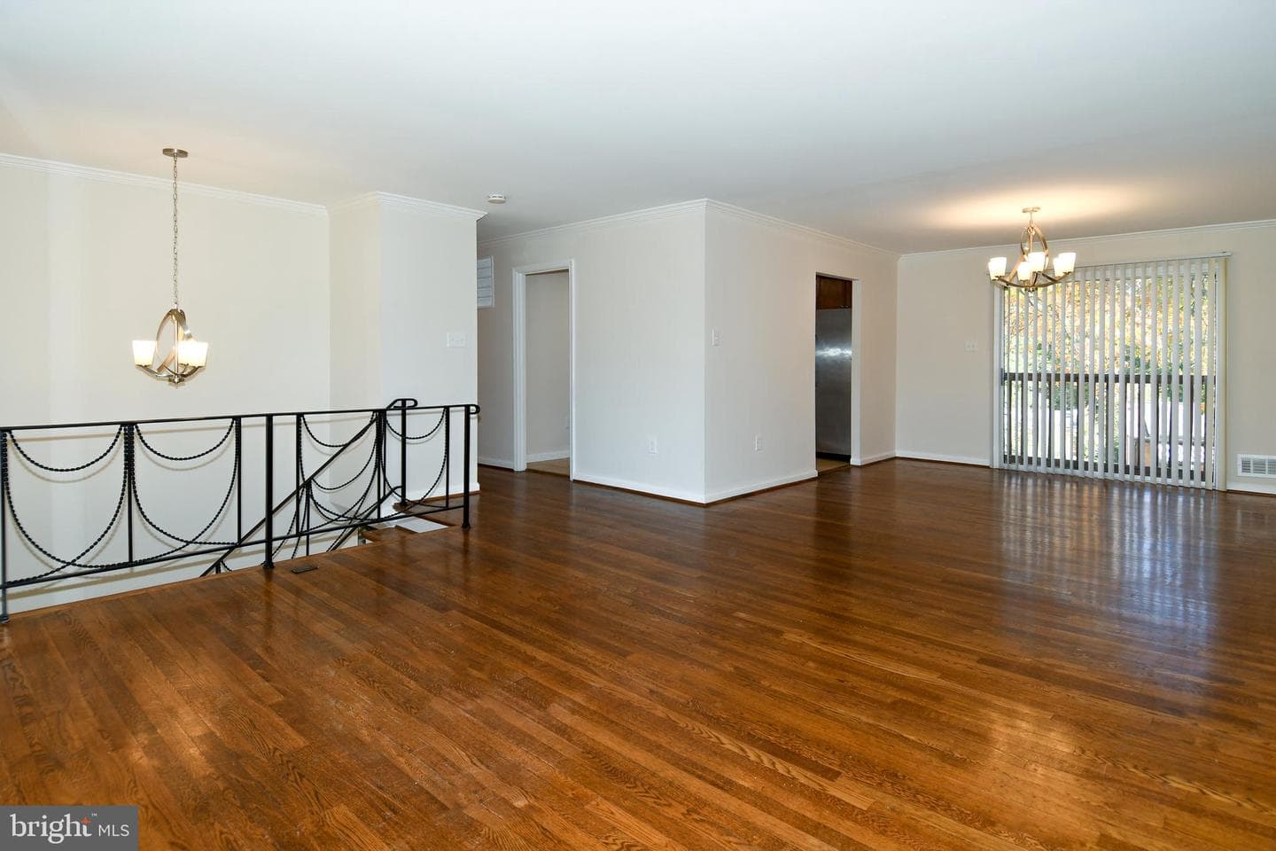 7706 Gambier Drive photo 10