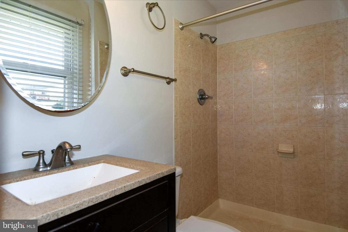 7706 Gambier Drive photo 24