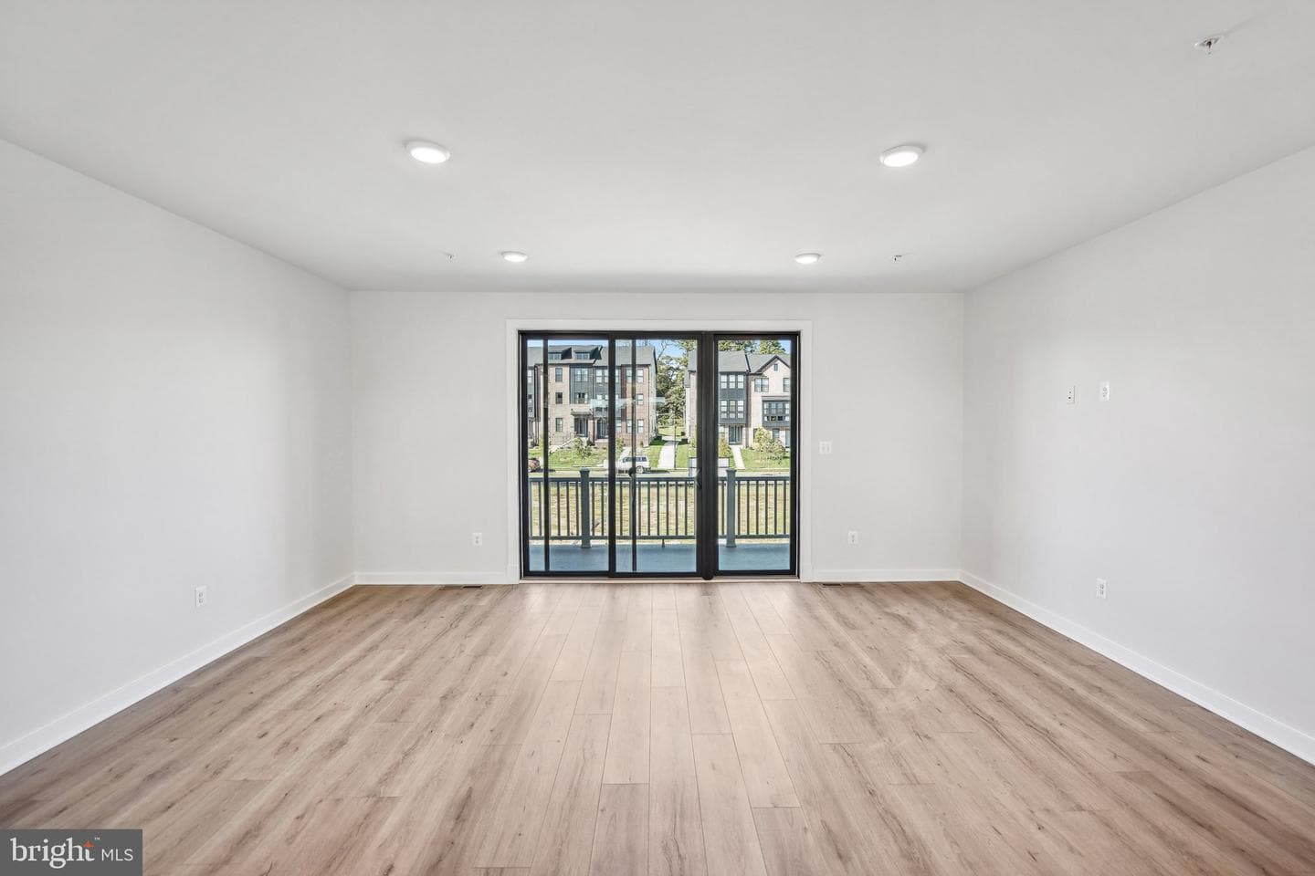 17216 Hardisty Way photo 7