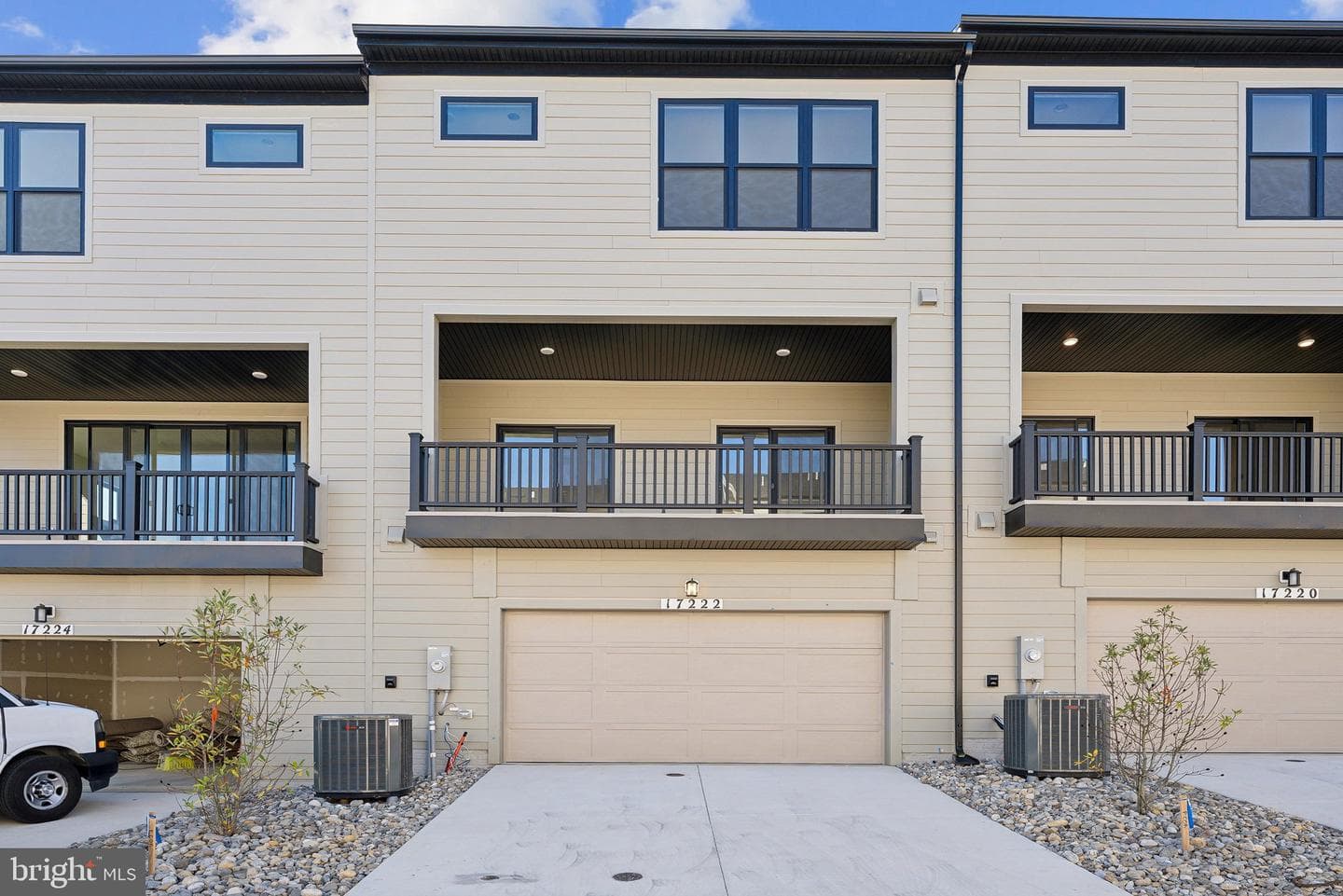 17222 Hardisty Way photo 4