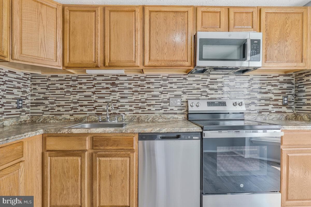 3737 Silver Park Court photo 7