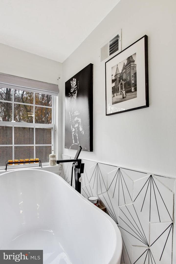10007 Welshire Drive photo 35