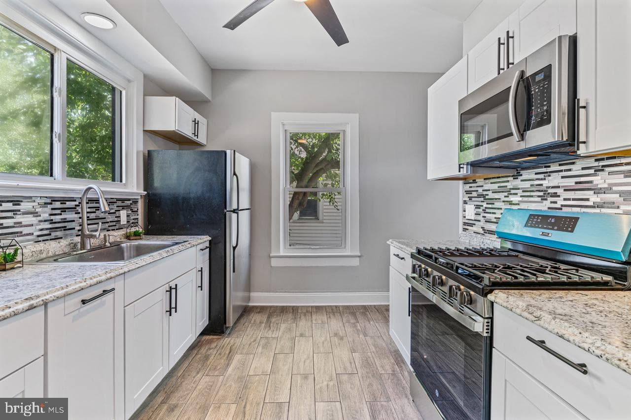 6008 Addison Road photo 12