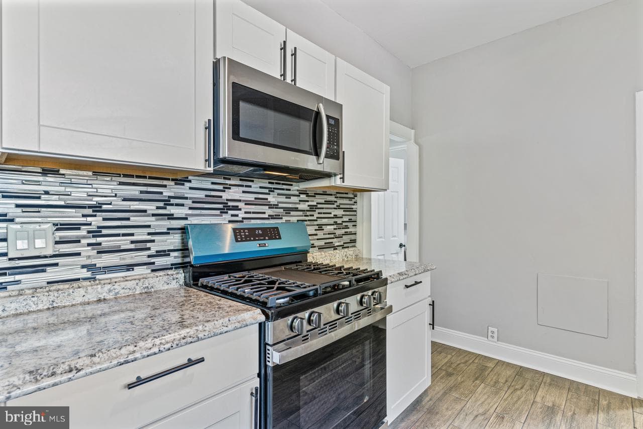 6008 Addison Road photo 14