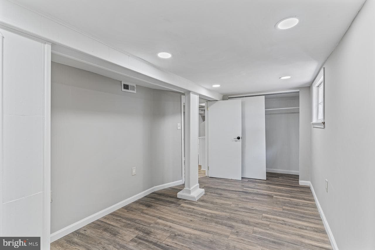 6008 Addison Road photo 27