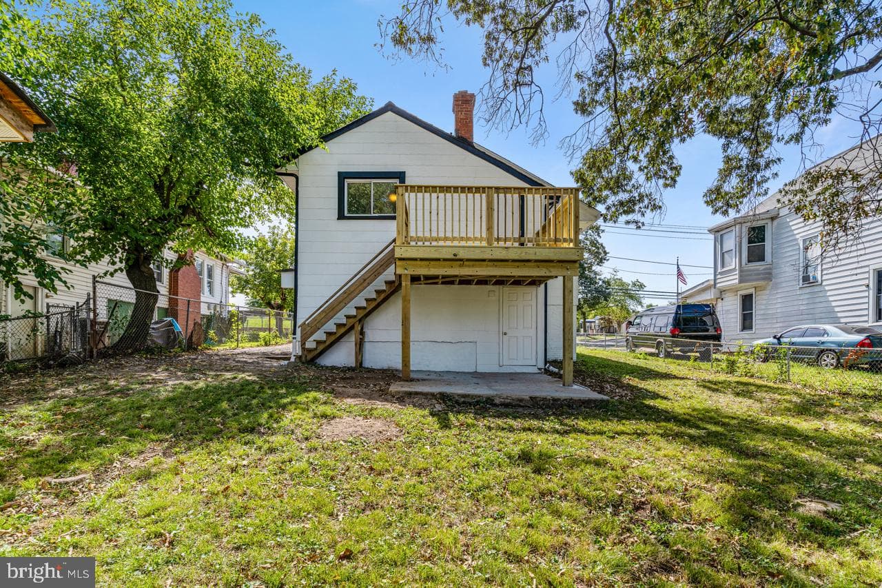 6008 Addison Road photo 31