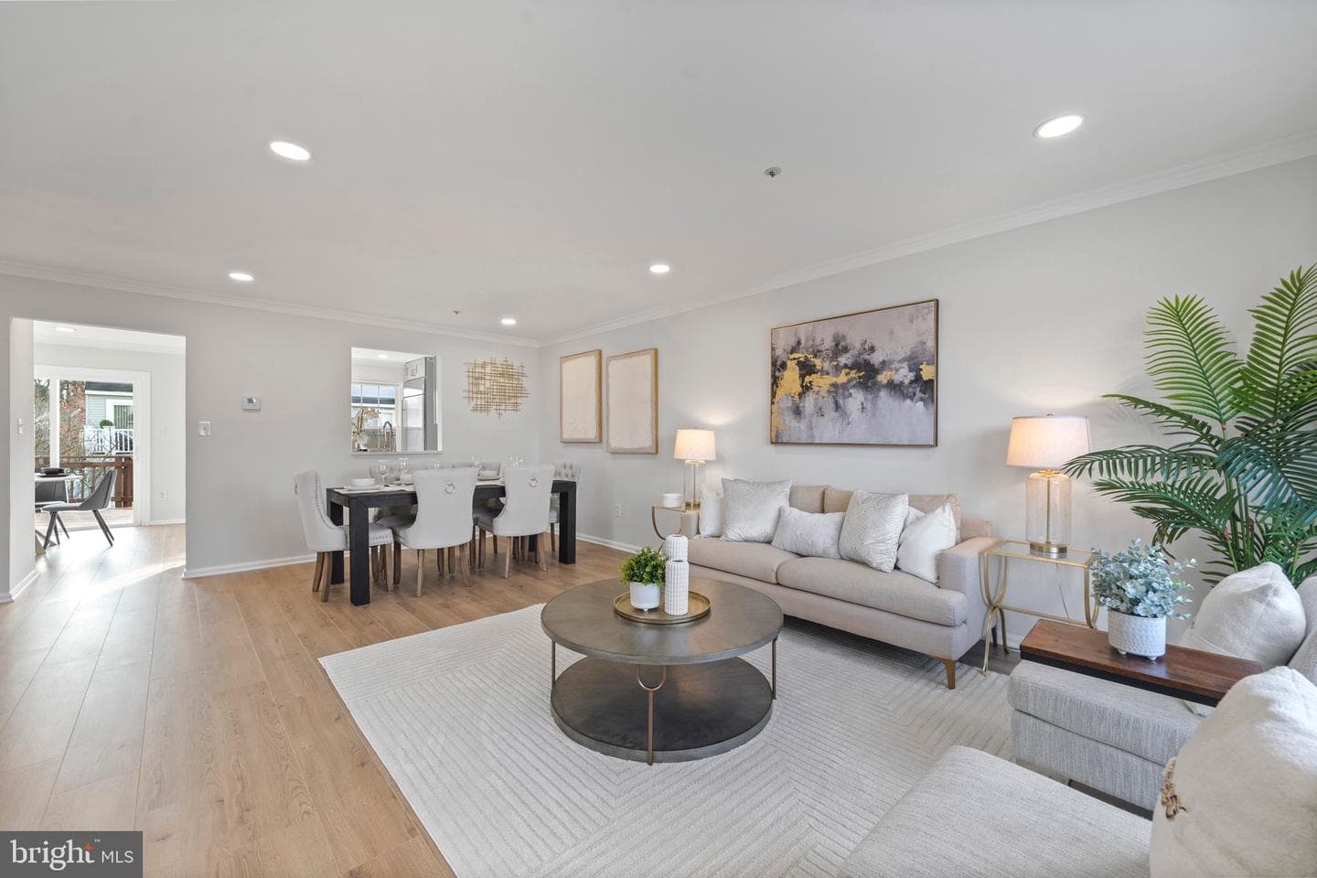 6855 Jade Court photo 8