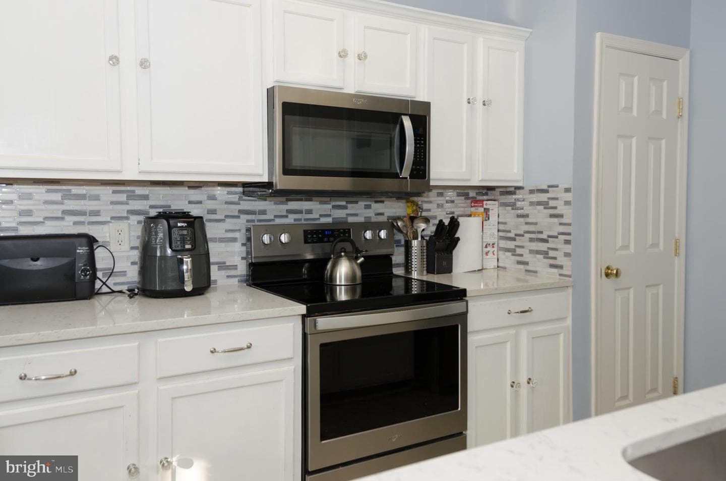 14609 Hampshire Hall Court #105 photo 3