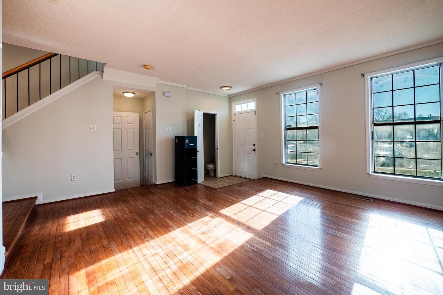 841 Lake Shore Drive photo 2