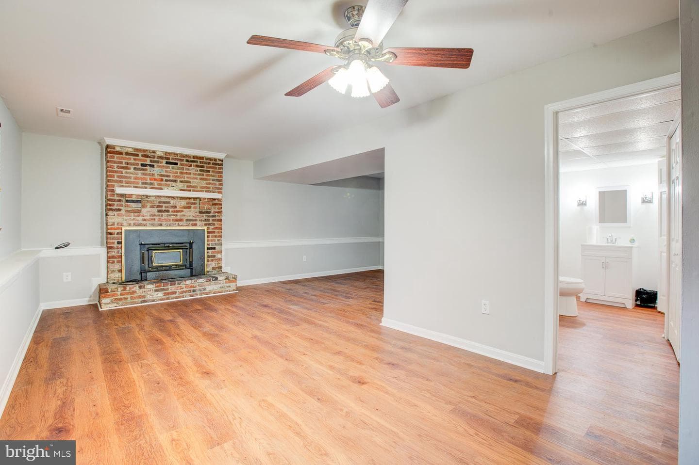 15801 Anthony Way photo 24
