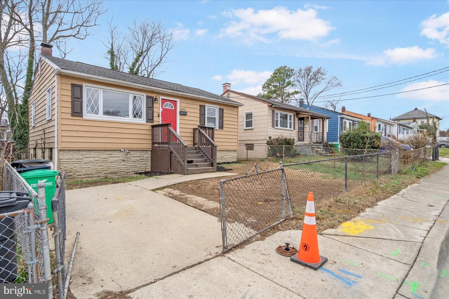 4335 Shell Street photo 2