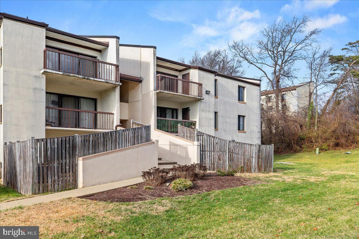 10120 Campus Way S #203-7c photo 1