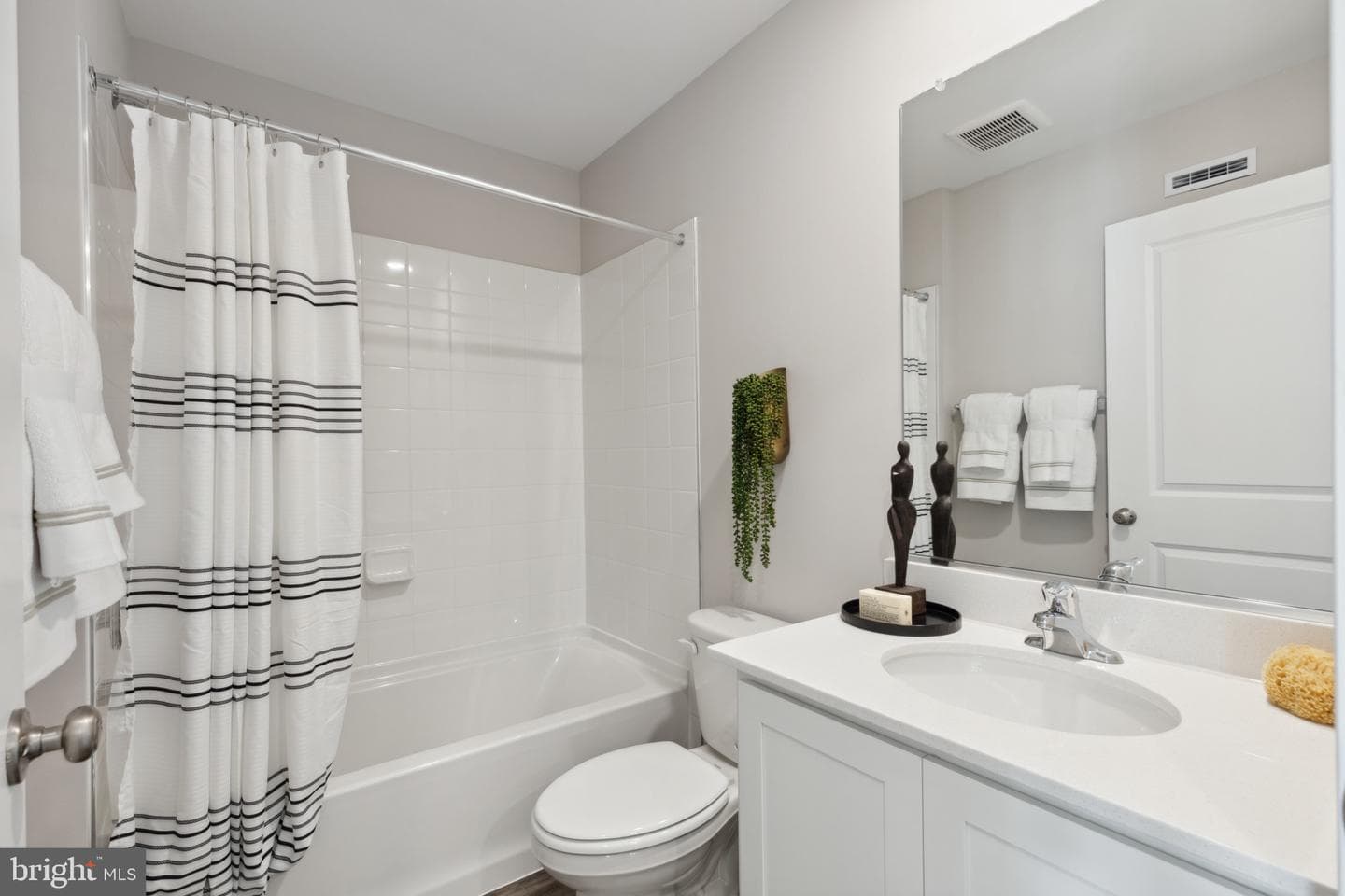 7405 Fern Gully Way photo 28