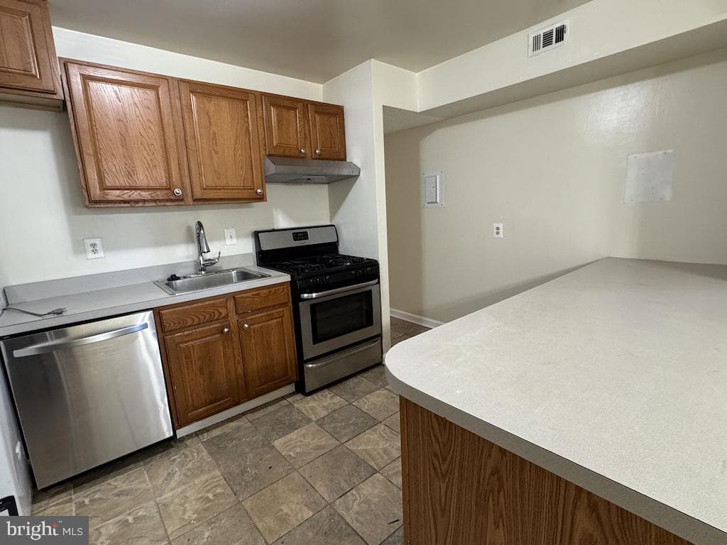 8423 Greenbelt Road #t2 photo 10