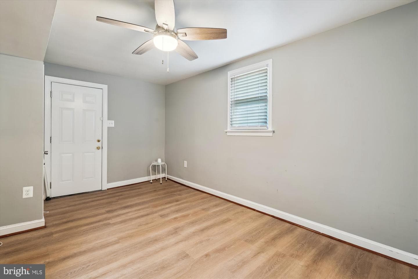 2701 Porter Avenue photo 17