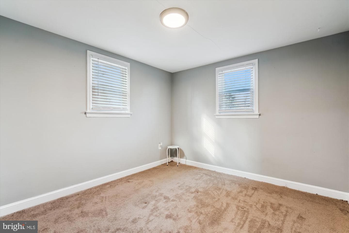 2701 Porter Avenue photo 21