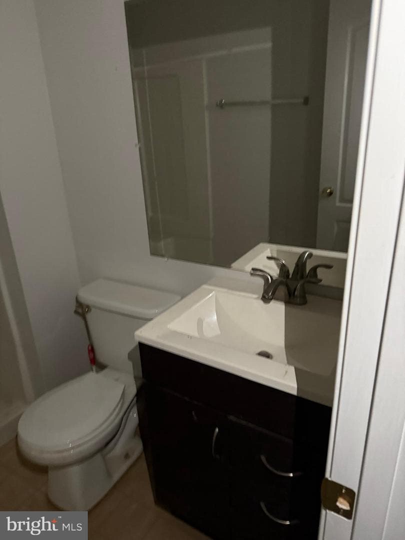 2340 Evian Court photo 4