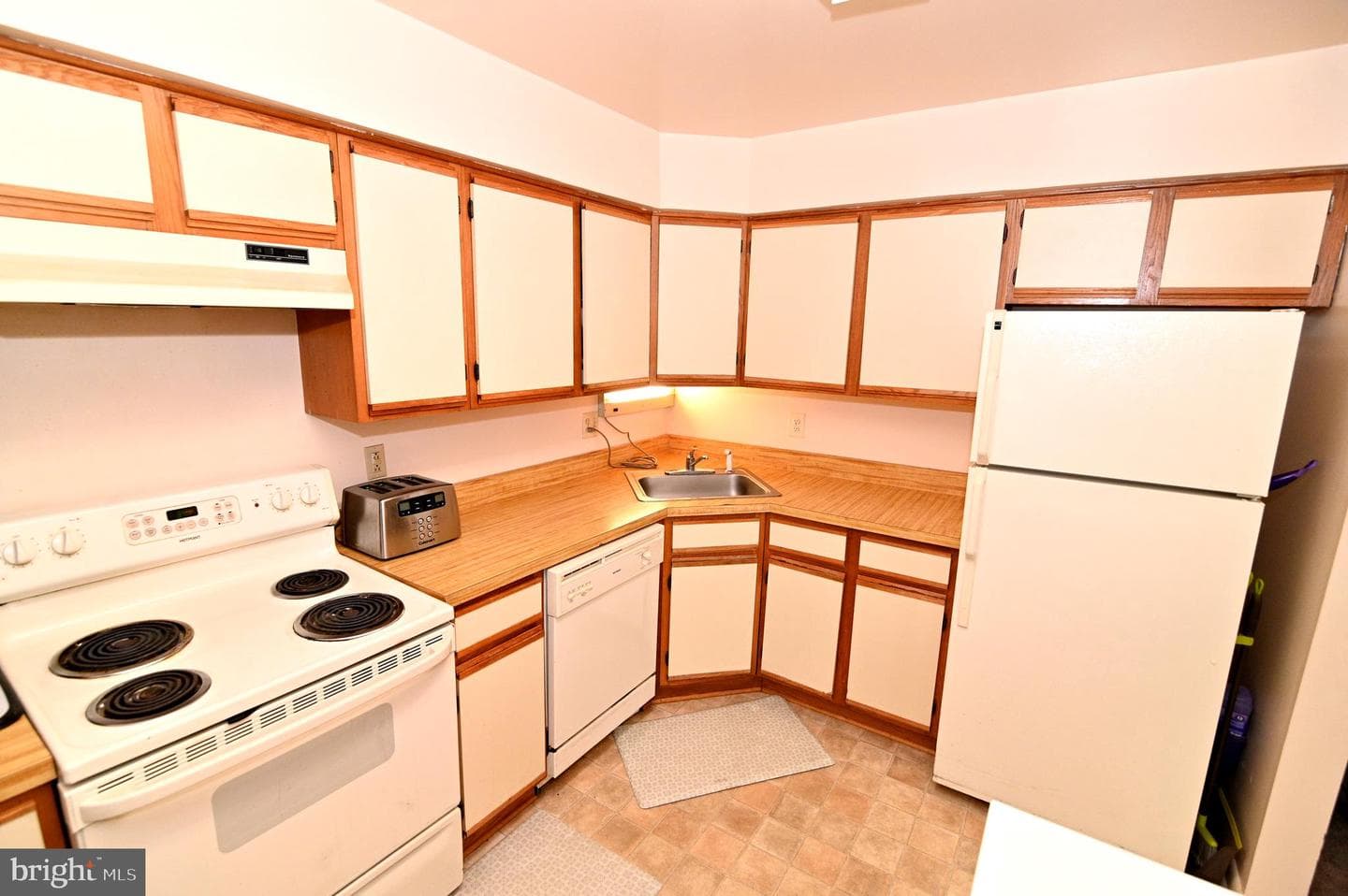 1182 Windemere Court #1182 photo 19